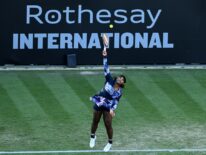 Serena Williams avanza a semifinales en Eastbourne