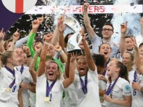 Inglaterra vence a Alemania en la prórroga y conquista su 1.ª Eurocopa