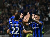 Inter golea, avanza a octavos y elimina al Barça de la Champions