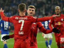Leipzig arrolla al Schalke y se acerca a la cima