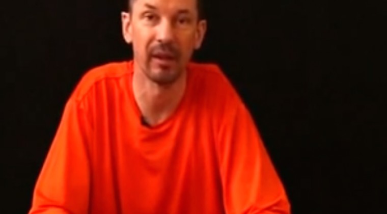 Yihadistas difunden tercer vídeo de rehén británico