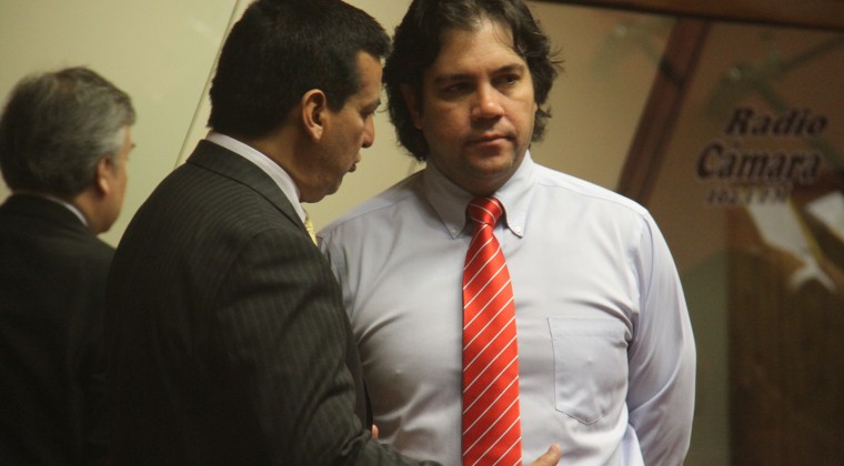Ley del Futbolista fue aprobada y Ejecutivo tiene la lapicera