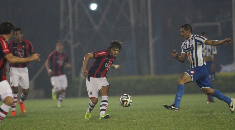 Cerro no quiere dar distancia a Libertad