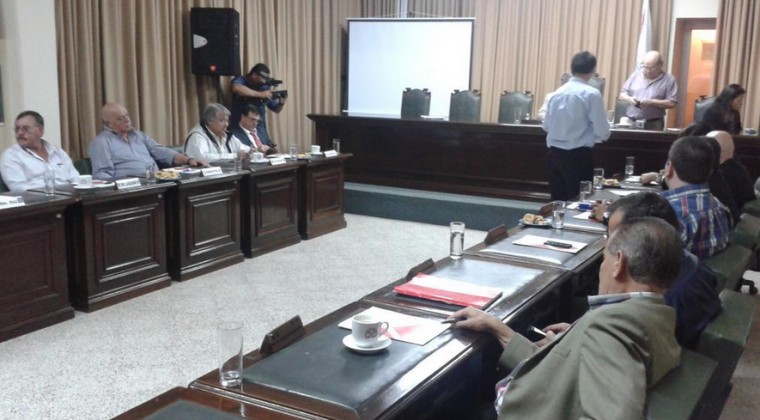 OK a Policía e Iglesia, se juega el sábado