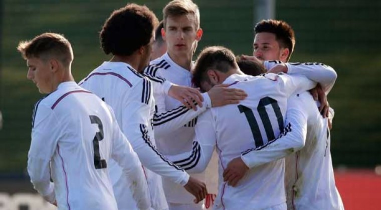 FIFA indaga en los fichajes de menores del Real Madrid