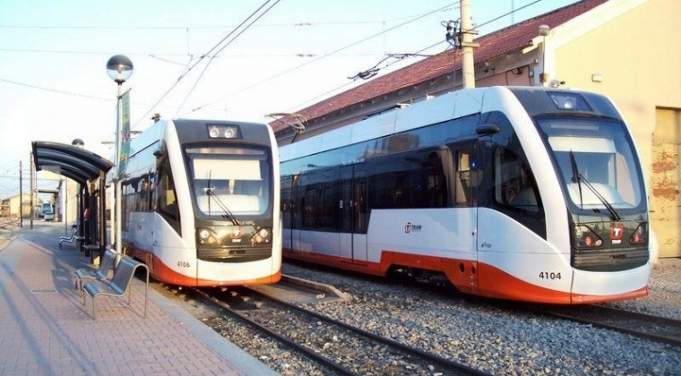 Dicen que no “arrebatarán” títulos de ocupadores de franja del ferrocarril