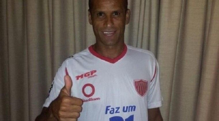 Rivaldo regresa al fútbol, a sus 43 años