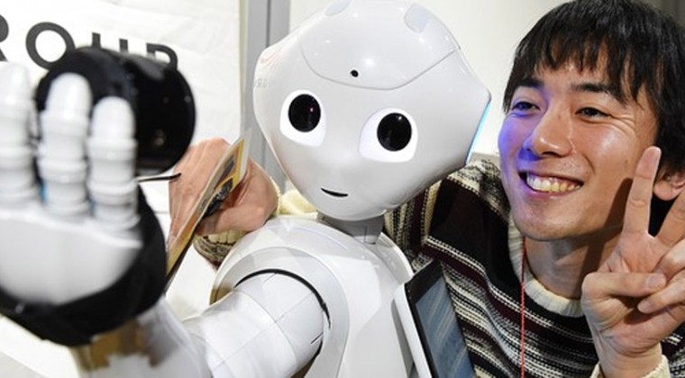 Un robot “con corazón” saldrá a la venta este sábado en Japón