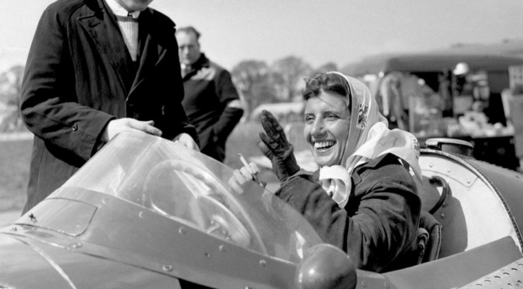 Fallece primera mujer en pilotar en Fórmula 1