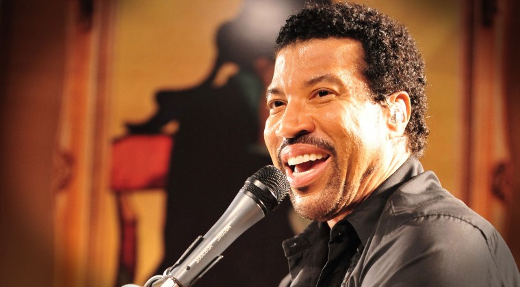 Agotan un sector VIP para concierto de Lionel Richie