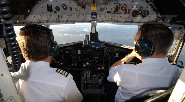 ¨Cazan¨ radios piratas que interfieren señal de la torre de control