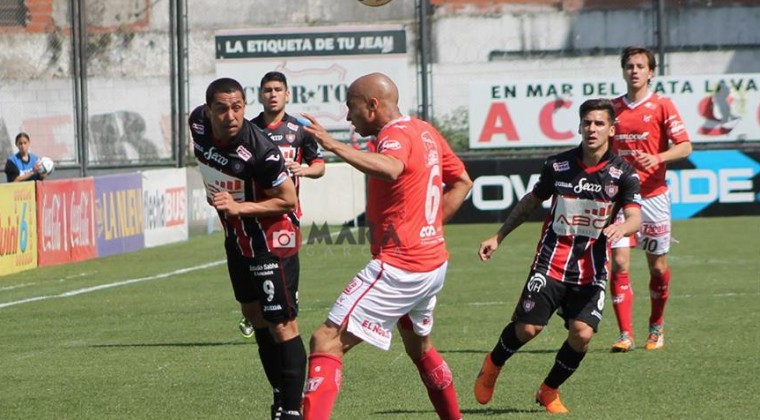 Achucarro espera un nuevo club para jugar