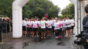 Policías participaron en corrida 5K