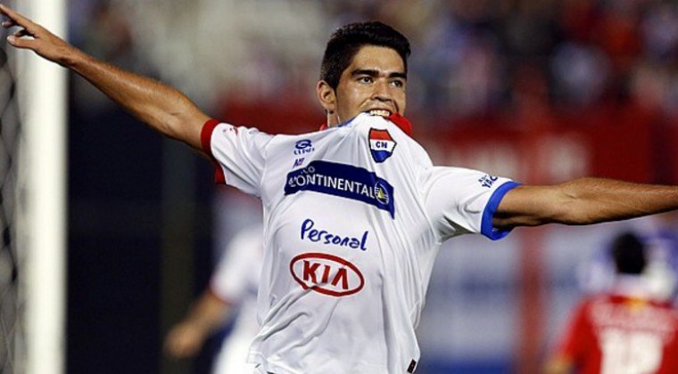 Tentadora oferta de Mineiro genera demora