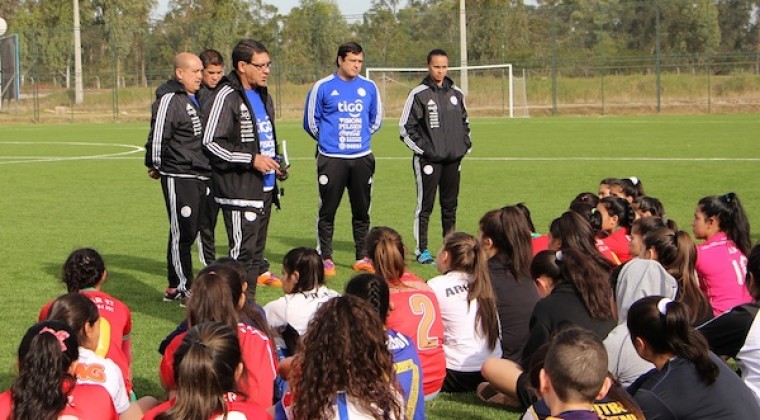 Basualdo busca talento para su selección