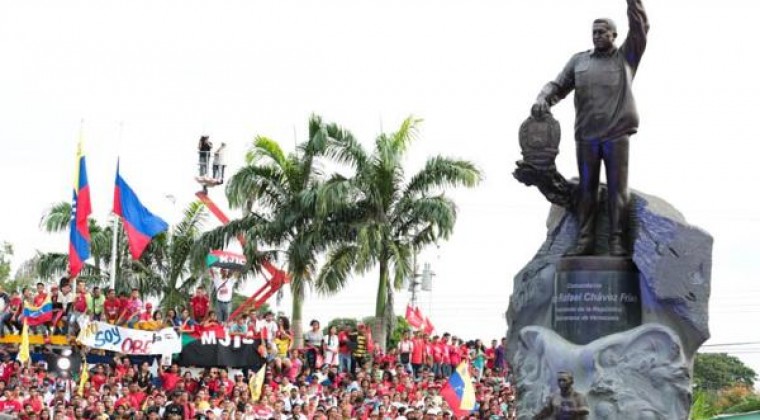 Putin recibirá premio “Hugo Chávez de la Paz”