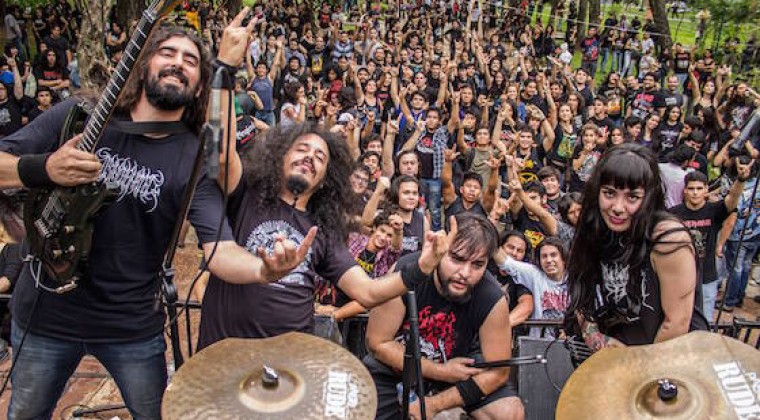 Segunda edición del Metal Feria Fest en la Plaza Uruguaya