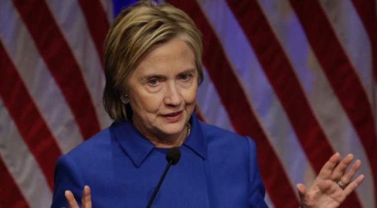 Hillary: “Por momentos no he querido salir de casa”