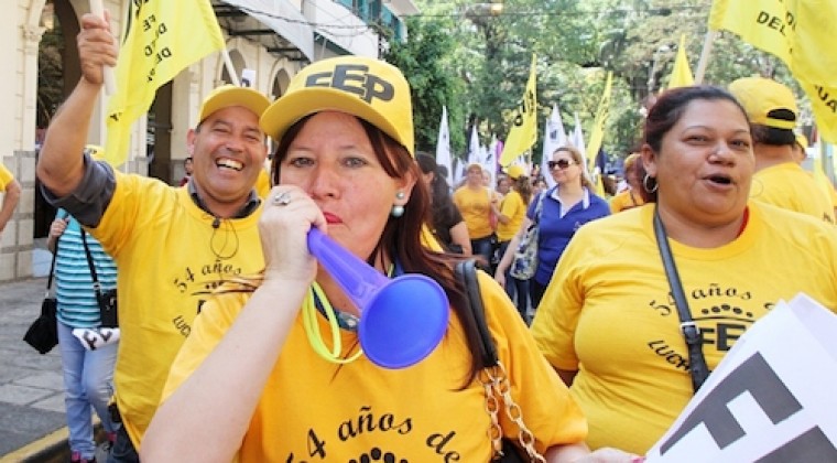 Movilización docente se pospone por ocho días