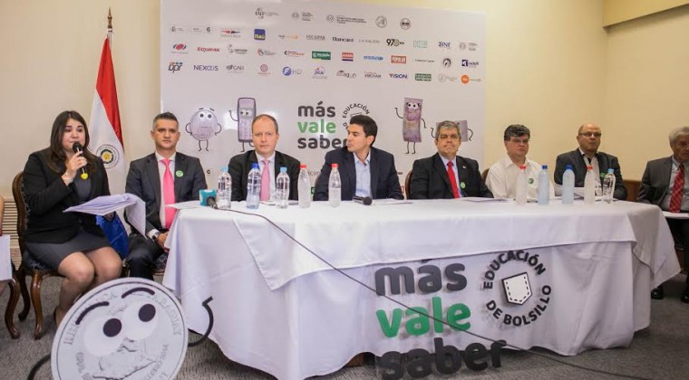 Lanzan campaña para buen uso de herramientas financieras