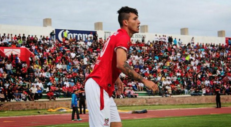 Gana con el infalible aporte de Ramírez