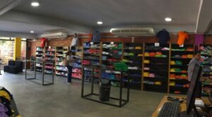 Se desborda pileta con residuos químicos en Lambaré