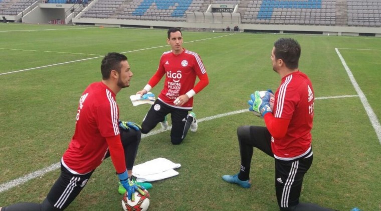 Entrena en Lima a la espera del último test