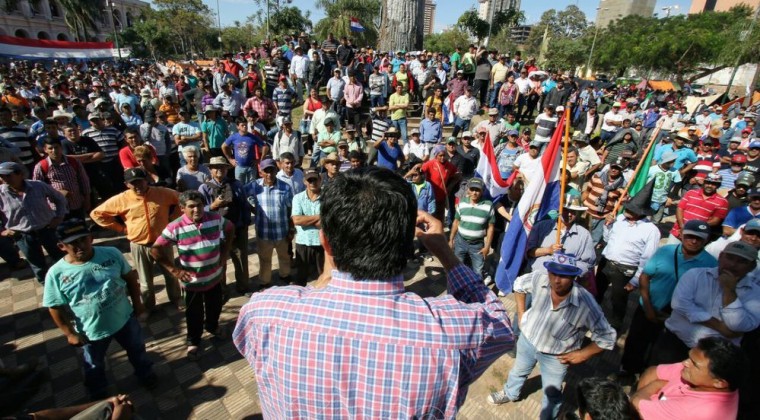 Dictaminan a favor y en contra del veto al subsidio