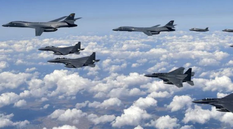 Pyongyang moviliza aviones tras sobrevuelo de bombarderos de EEUU