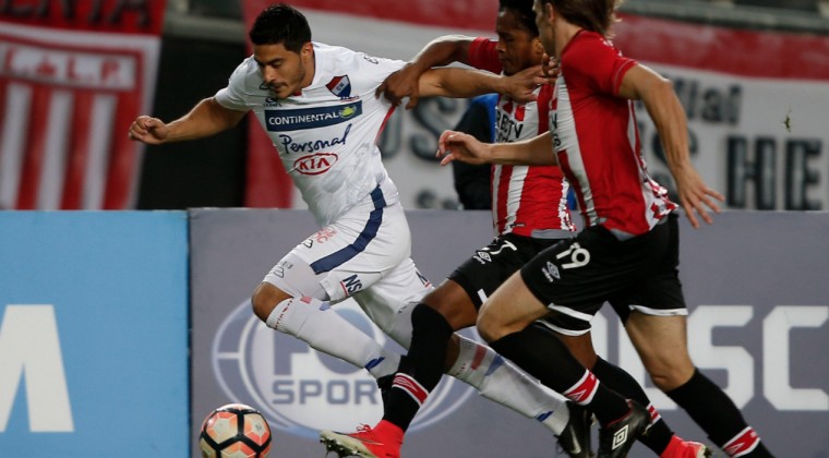 Apuntar a la luna y ser una de las estrellas