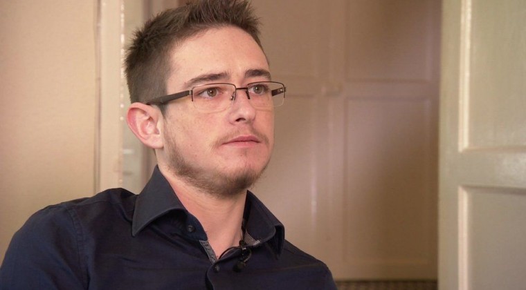 Nació hombre pero lo trataron como mujer toda su vida