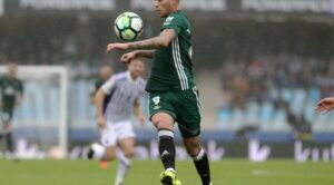 Real Betis se viste de Albirroja por Sanabria