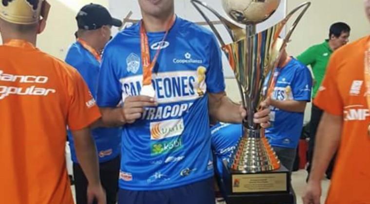 Lauro se consagra campeón en Costa Rica