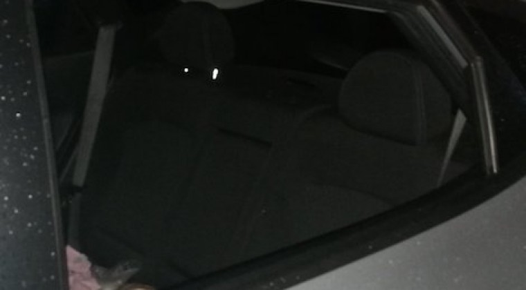 Dejó en el auto cartera con G. 8 millones y tortoleros le robaron todo