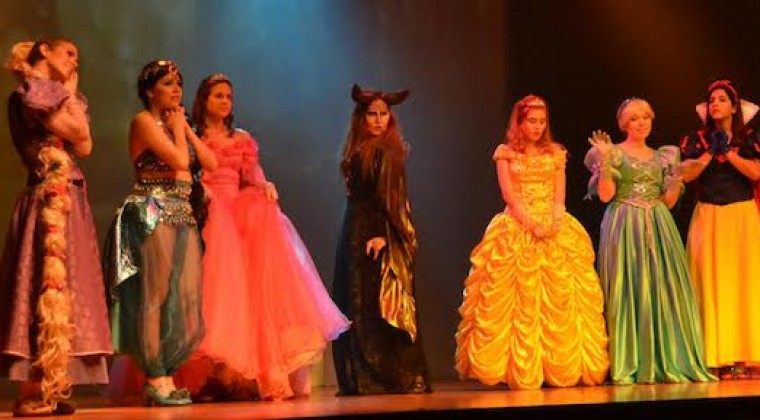 Paola Maltese y Lory Anderson “encantarán” sobre las tablas en función solidaria