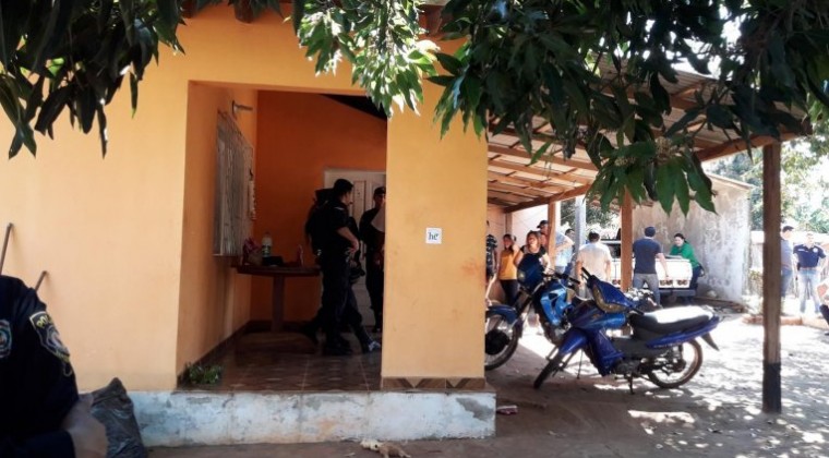 Crimen de policía, su esposa y sus dos hijos: cae sospechoso