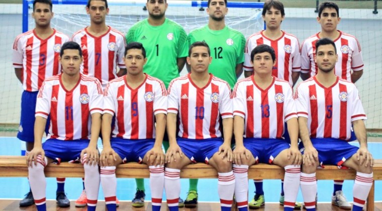 Albirroja de futsal prepara cotejos de formación