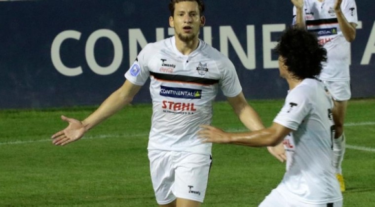 Cerro quiere tocar su parte por la salida de Borja