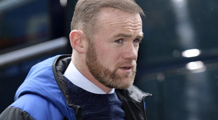 Revelan que Rooney estuvo detenido por “intoxicación pública”