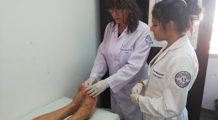 Cuidados y riesgos a la hora de elegir el calzado escolar