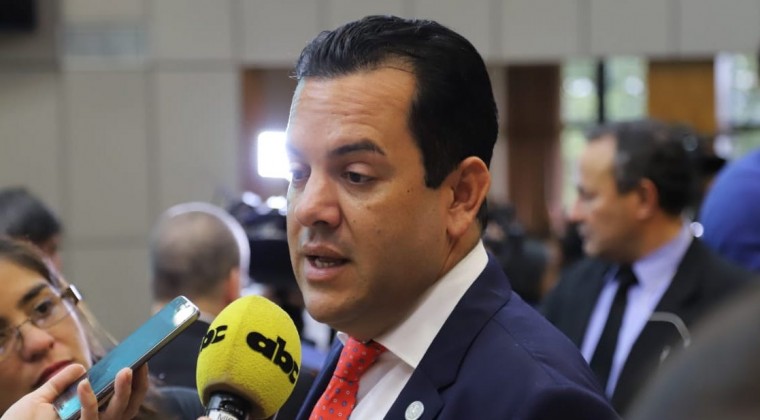 “Muerto el perro, muerta la rabia”: Friedmann no cree que deba investigarse el pacto