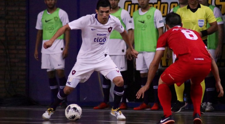 Podría haber un clásico en la final de la Premium