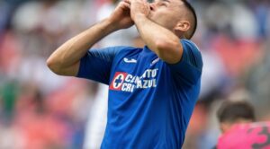 Aguilar y Escobar ganan en México con el Cruz Azul