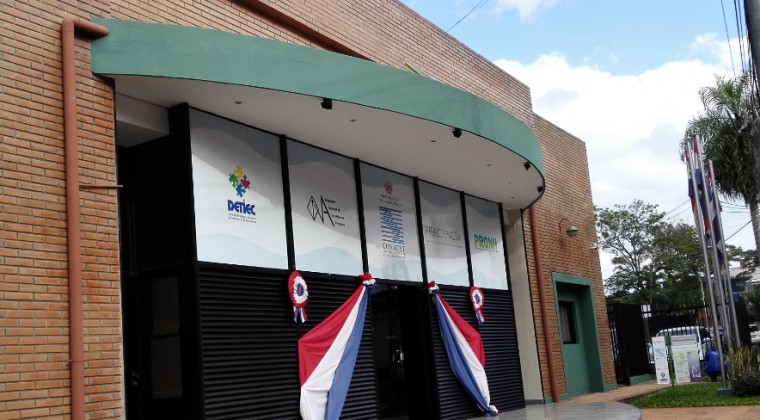 “La ciencia paraguaya se defiende”: se manifestarán frente al Conacyt