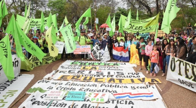 Docentes acuerdan inicio de clases con reclamos dispares y posibles manifestaciones