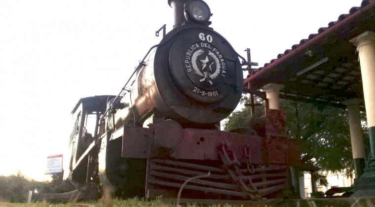 Realizan primer ensayo de encendido del viejo tren en Ypacaraí