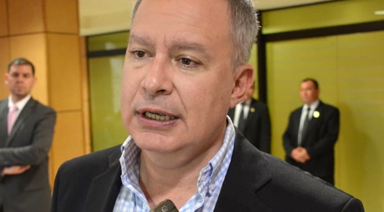 Gobierno plantea “soluciones parches” sin medir la crisis en Ciudad del Este, sostiene senador