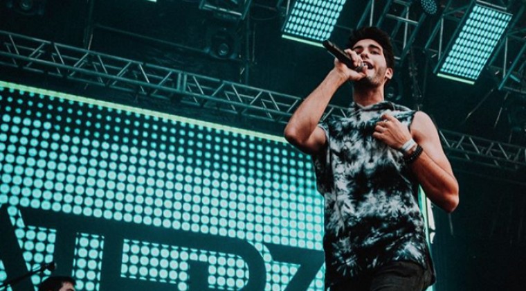 Acho Laterza presenta remix de su canción “Mami no llores”