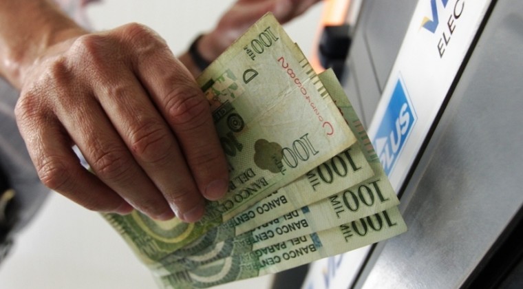 Funcionarios públicos empezarán a cobrar salarios y aguinaldos a partir del 14 de diciembre