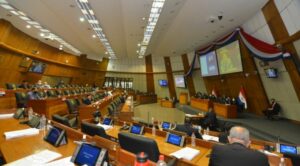 Diputados aprueban dos leyes de transparencia fiscal
